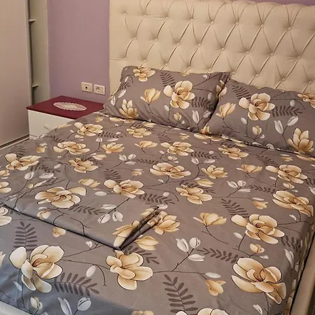 Topuzi First Floor Vila Pogradec
